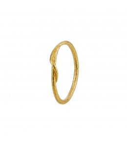 Fine Twisted Vine Seruni Ring Product Photo